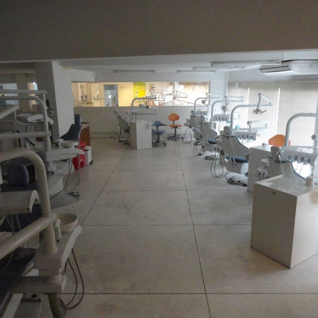 Univeridad Cat&oacute;lica Odontolog&iacute;a